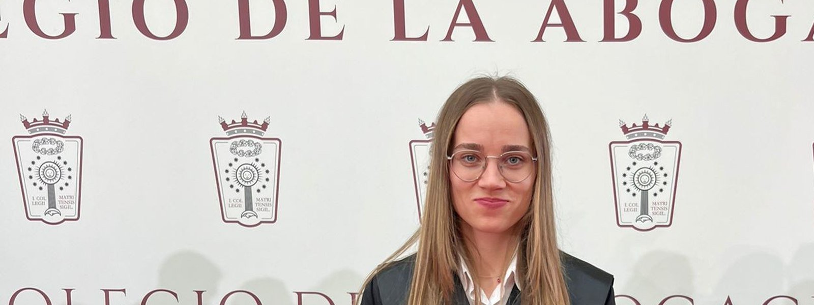 Oksana Hirchak Popel, Quién te atiende